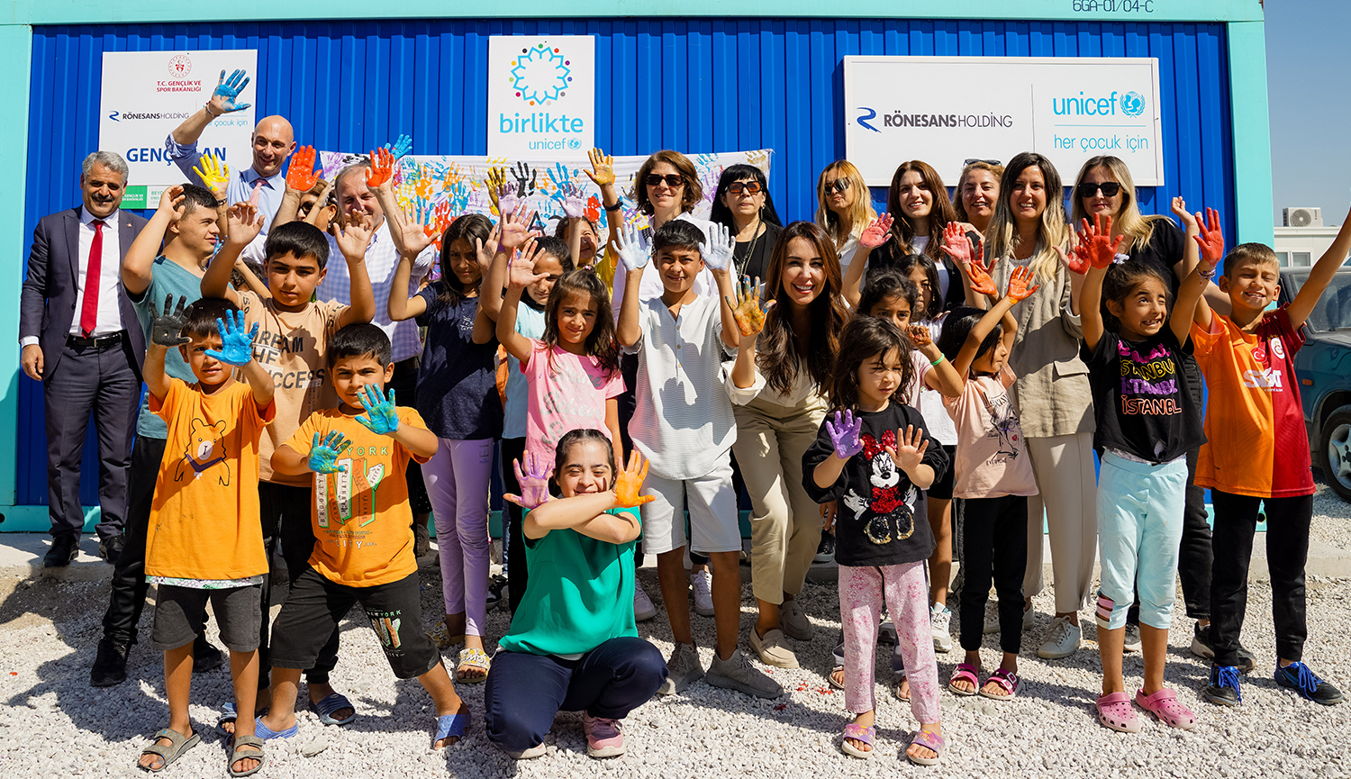 Unicef.jpg (1.44 MB)